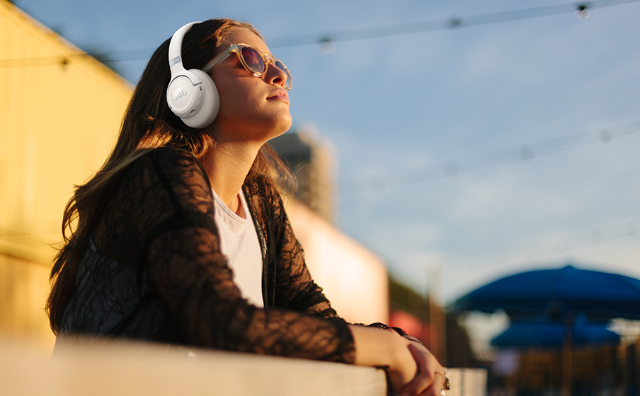 JBL Tune 780NC | Wireless over-ear Noise Cancelling headphones