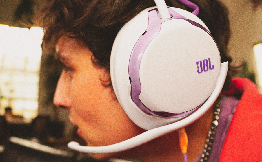 JBL Quantum 250 ほぼ新品 ゲーミングヘッドセット JBL Quantum 250 | Wired multiplatform gaming headset