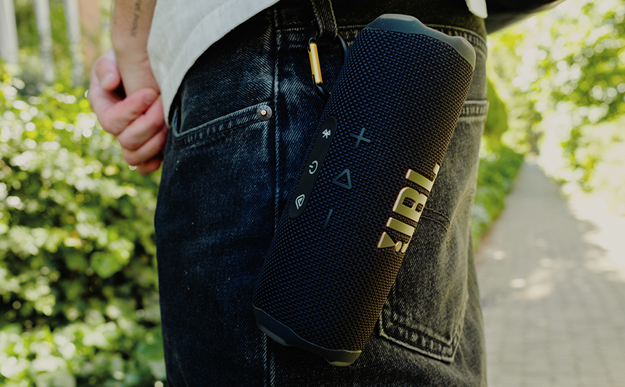 JBL Flip 7 Tomorrowland Up to 16 hours of playtime - Image