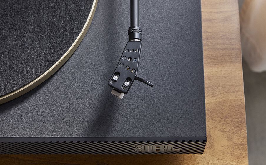 JBL Spinner BT — Analogno ili bežično povezivanje