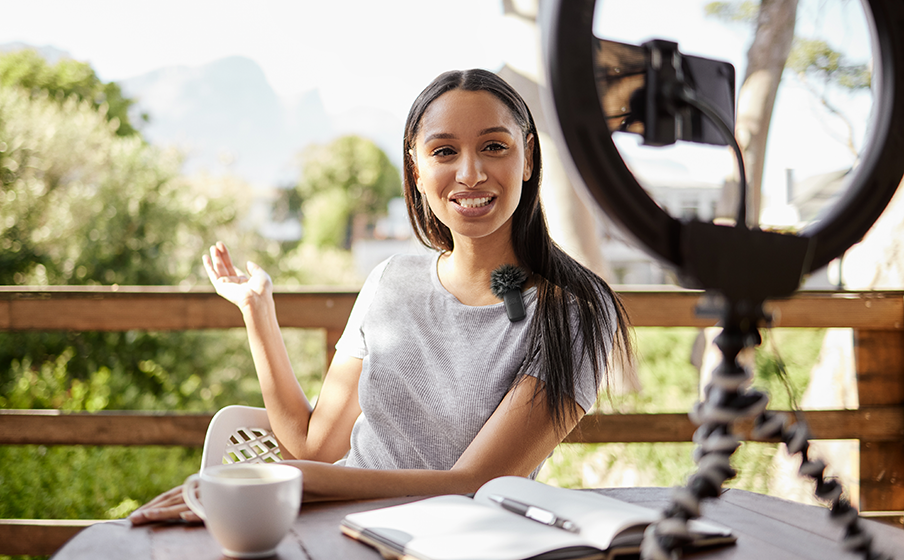 JBL Quantum Stream Wireless Lightning Кришталево чисті записи - Зображення