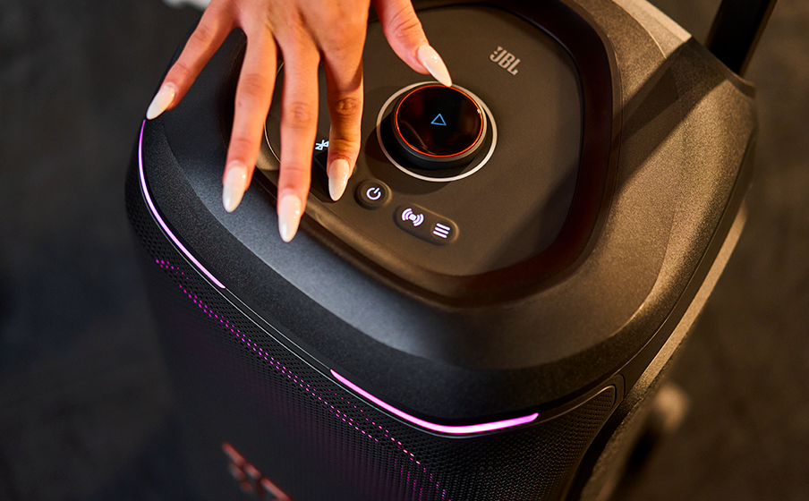 JBL PartyBox 330 AI Sound Boost makes everything hit harder - Image