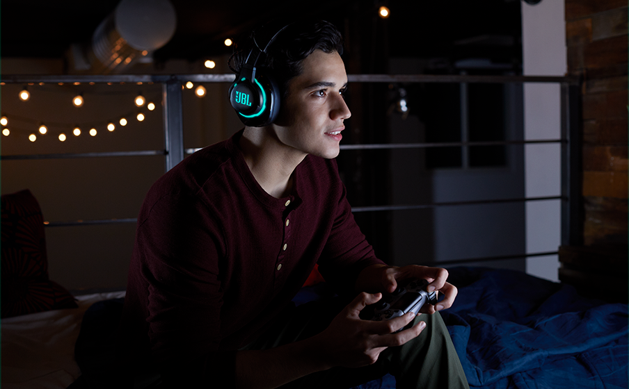 JBL Quantum 800 | Wireless Gaming Headset