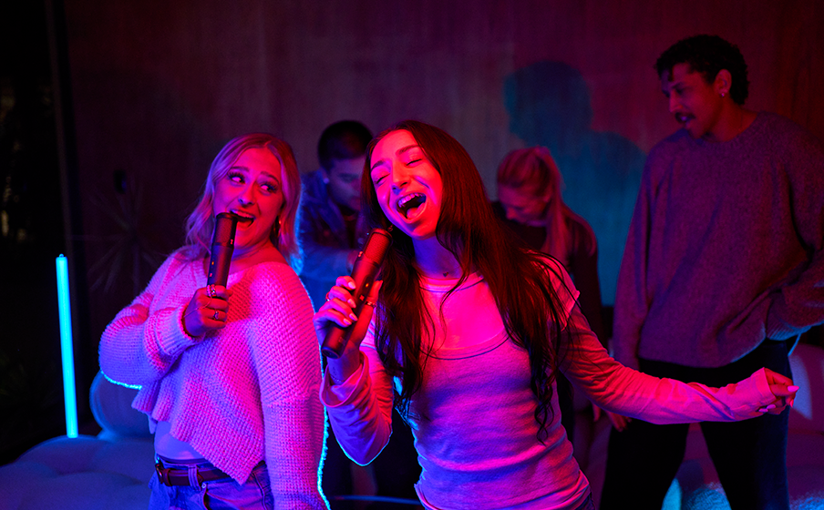 JBL EasySing Mics Seamless connection, plug in and sing - Image
