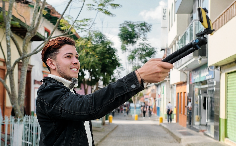 Бездротовий JBL Quantum Stream з Lightning, підключи та працюй – зображення