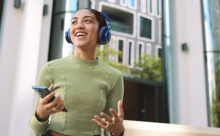 JBL LIVE 770 NC スタイル Amazon.com: JBL Live 770NC - Wireless Over-Ear Headphones with