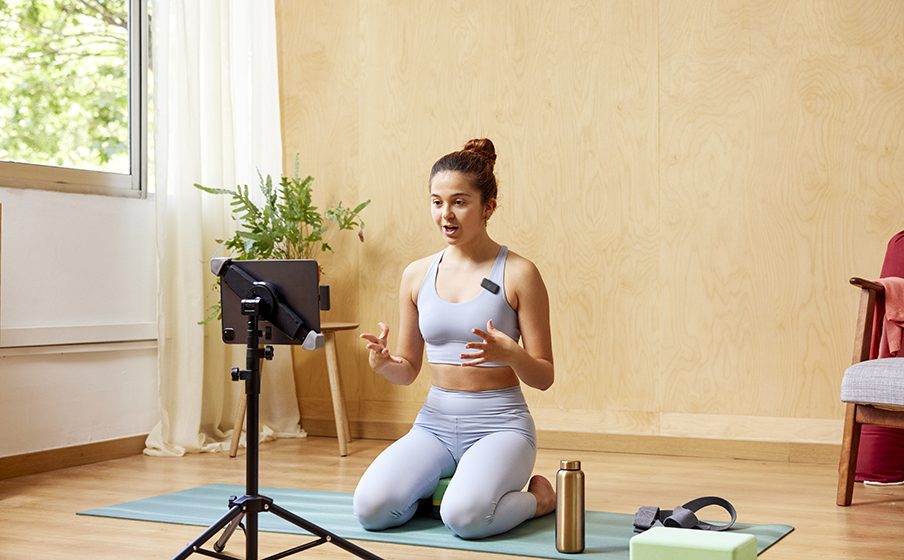 Бездротовий мікрофон JBL Quantum Stream з регульованим підсиленням Lightning – зображення