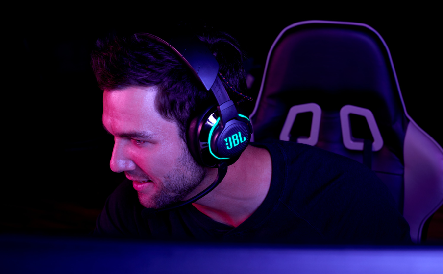 JBL Quantum 800 | Wireless Gaming Headset