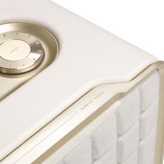 JBL Authentics 200 - White - Smart home speaker with Wi-Fi, Bluetooth and Voice Assistants with retro design - Detailshot 4 image number null