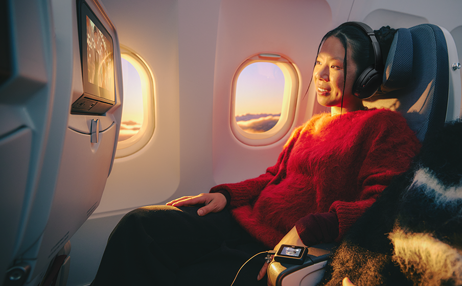 JBL Tour One M3 Smart Tx JBL Smart Tx: Connect to any audio source - Image