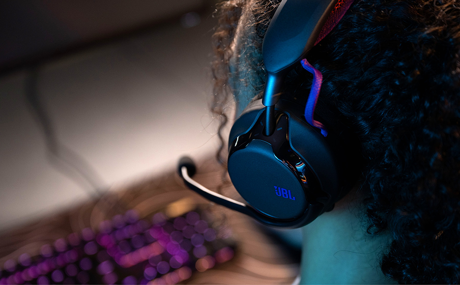 JBL Quantum 950X | Wireless gaming headset with adaptive Noise