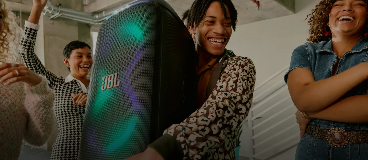 Hosting Christmas? Nail the vibe with these 6 playlists