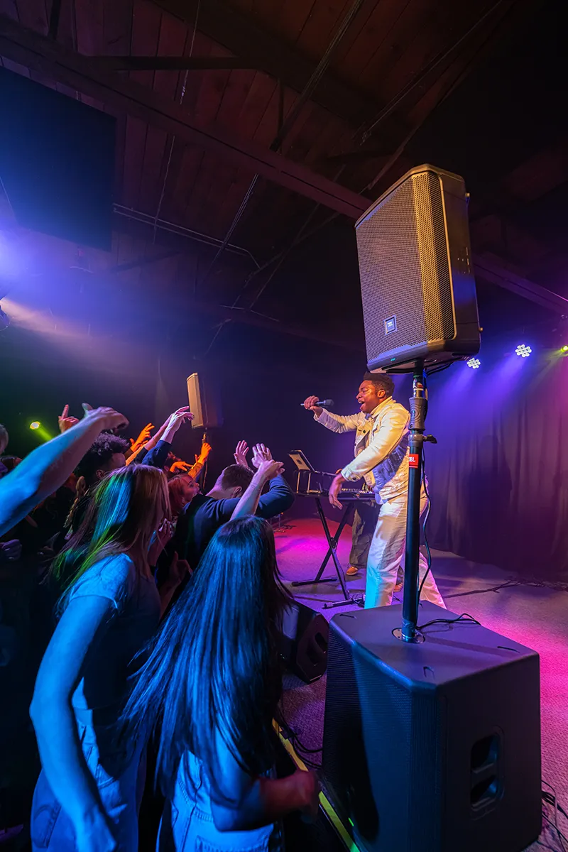 $display.stripTags($content.custom.BlogStack4Title)