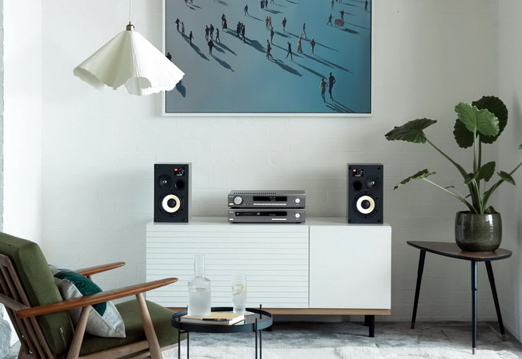 Stereo Check: JBL L52 Classic: Bookshelf speakers with a vintage design